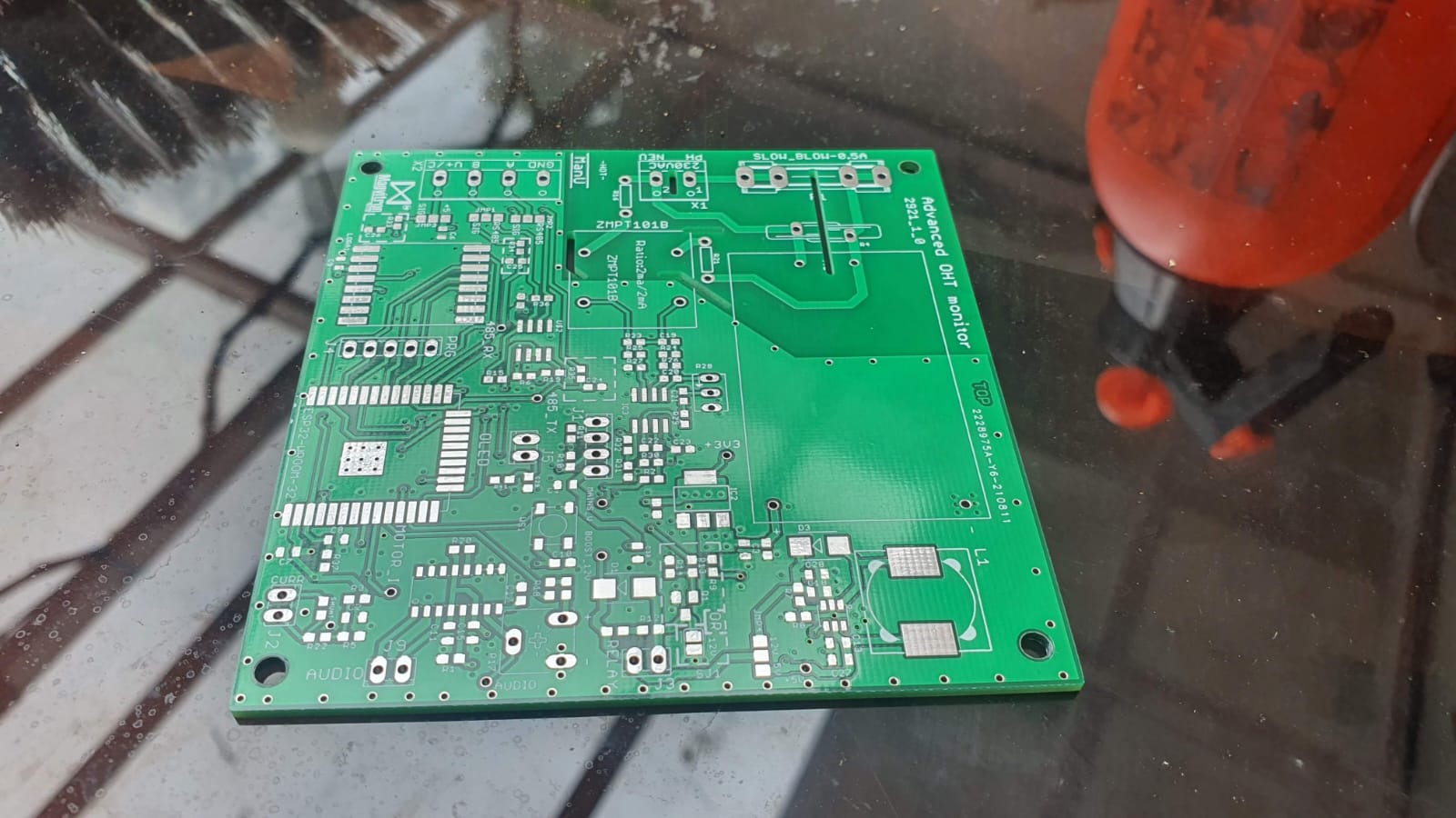 LoRa control system PCB routing detail